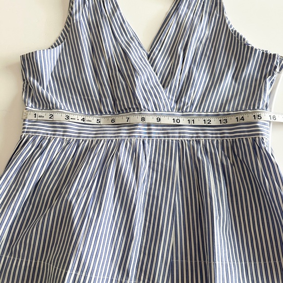 Banana Republic Navy and White Striped Sleeveless Top - Picture 3 of 8